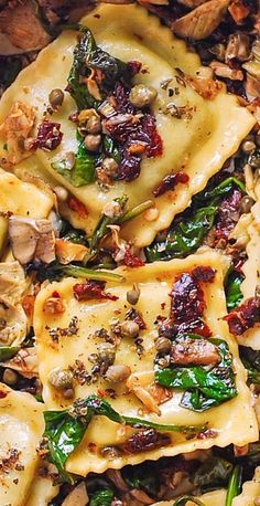 Italian Ravioli with Spinach, Artichokes, Capers, Sun-Dried Tomatoes Italian Ravioli With Spinach Artichokes, Italian Ravioli, Resep Pasta, Ravioli Recipe, Resep Diet, Daily Recipes