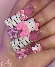 Gyaru Duck Nails, Kawaii Duck Nails, Duck Nails Hello Kitty, Hello Kitty Charm Nails, Hello Kitty Duck Nails, Duck Nails Y2k, Y2k Duck Nails, Glitter Barbie, Nails Hello Kitty