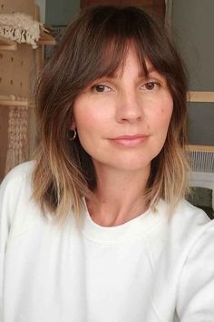 A lob with curtain fringe for women over 30 will give you a simple yet stylish look. Click the photo to see more long bob with curtain bangs ideas. // Photo Credit: @brianaguilarhair on Instagram Long Bob With Curtain Bangs, Bob With Curtain Bangs, Wavy Bob Long, Long Bob With Bangs, Bob Hairstyles With Bangs, Long Bob Haircuts, Lob Hairstyle, Long Bob Hairstyles, One Hair