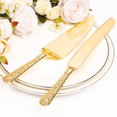 PRICES MAY VARY. 🍰FOR THE BIG DAY: When the moment comes to cut the cake, all eyes are focused on you and your cake knife. The classic gold cake server set will witness and record this precious moment which is filled with happiness and laughter! 🍰BEAUTIFUL DESIGN: The golden blade shimmers and glows, and the vintage handle is decorated with beautiful patterns. Whether you’re having a formal wedding or a casual one, this cake cutting set will add some romantic and warm atmosphere to it! Such a Wedding Cake Knife Set, Quinceanera Gifts, Pie Pastry, Wedding Cake Server Set, Cake Knife Set, Wedding Cake Knife, Elegant Cake, Cake Server Sets, Wedding Cake Server