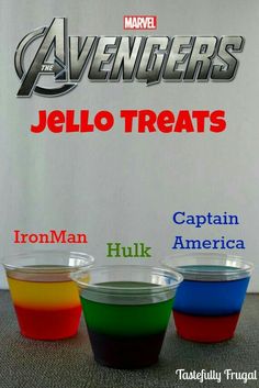 the avengerss jello treats are in different colors