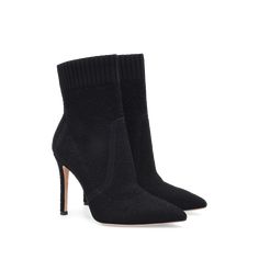 Velvet High Heels, Sonia Rykiel, Fashion Heels, Ankle Bootie, Shoe Lover, Stiletto Heel, Ankle Booties, Black Velvet