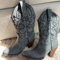 Brand New: Very Volatine Cowboy Boots, Size 7 1/2 -No Smoker Home -No Let’s -Never Worn -Blue Jean Western Boots With Silver Studs And Round Toe, Rodeo Boots, Volatile Shoes, Boho Cowgirl, Swim Shoes, Block Heel Boots, Leather Riding Boots, Shoes Brand, Red Suede