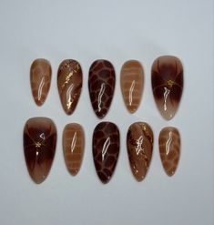 Incapcilated Nail Designs, Long Brown Almond Nails, Nail Design With Gold Flakes, Brown Blooming Gel Nails, Blooming Nails, Bday Nails, Blooming Gel, Brown Nails Design