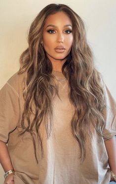 Adrienne Bailon Hair Color, Adrienne Bailon Makeup, Brown Carmel Hair Colors, Golden Honey Blonde Balayage Brunettes, Adrienne Bailon Hair, Honey Blonde Hair On Latinas, Adrienne Houghton, Blond Beige, 2025 Style