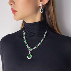 ✰ This delicate lab-created handmade green bridal jewelry is perfect for people who want to achieve a brilliant and splendid look ✰ This minimalist necklace not only suitable for formal occasions such as banquets, weddings, theme parties, but also for everyday wear ✰ This green jewelry is a very special gift for birthday, Mother's Day, Valentine's Day and more  ✰ Comes with an exquisite gift box We also offer the ring and earring from the same collection: https://www.etsy.com/listing/1221237950/pear-shape-cz-earrings-green-minimalist https://www.etsy.com/listing/1228129292/green-oval-zirconia-ring-with-halo-green Materials: Environmentally-friendly brass Quantity: 1 Piece  Necklace Length: 17.2 + 2 in Main Gemstone Size: 0.63 x 0.47 in ----♛ PRODUCTION & SHIPPING ♛ --- ✰Multiple items purc Necklace Prom, Green Minimalist, Neck Ring, Zircon Necklace, Green Oval, Prom Jewelry, Cubic Zirconia Jewelry, Theme Parties, Green Jewelry