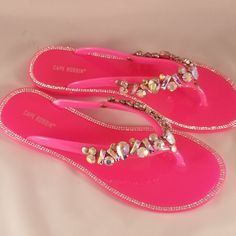 Beautiful Fuchsia Pink Rhinestone Sandles. Perfect To Travel, Very Lightweight. Perfect For The Beach. Beautiful Stones. Memory Foam Sandals, Bling Flip Flops, Orange Sandals, Strappy Sandals Gladiators, Bling Sandals, Two Strap Sandals, Strappy Leather Sandals, Suede Slides, Closed Toe Sandals