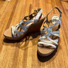 Nwt White Sandals Size 8/39. 4 Inch Heel Casual White Wedge Sandals With Heel Strap, Casual White Adjustable Wedge Sandals, Womens Strappy Sandals, Blue Leather Sandals, Strap Sandals Heels, Gold Flip Flops, Toe Ring Sandals, Two Strap Sandals, Strappy Leather Sandals