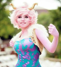 These Cosplayers Totally Pulled Off Your Favourite Female MHA Deku Cosplay, Mina Ashido, My Hero Academia Cosplay, Mha Cosplay, Epic Cosplay, Cosplay Tips, Cosplay Characters, Amazing Cosplay, Anime Costumes