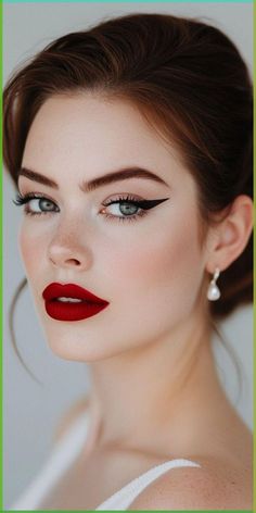 Bold Lip Wedding Makeup Brides, Dramatic Lip Makeup, Bridal Makeup Dramatic Eyes, Dramatic Bride Makeup, Wedding Makeup With Red Lips, Hollywood Wedding Makeup, Bold Wedding Makeup, Red Lip Wedding Makeup, Hollywood Makeup Look