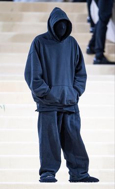 Kanye West Fits, Demna Gvasalia Vetements, Kanye Fits, Sharon And Ozzy, Ozzy And Sharon Osbourne, Ozzy And Sharon, Kanye Fashion, Yeezy Fashion, Yeezy Outfit