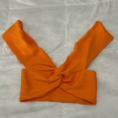 Orange Open Back Shein Top, Never Worn!! Orange Stretch Crop Top For Summer, Orange Twist, Open Back Top, Shein Tops, Twist Front, Color Orange, Front Open, Open Back, Twist