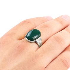 Metal:Solid 10k White GoldAgate:1.3cm x 1.8cm (0.5" x 0.7")Shape - oval cabochonSetting type - bezel setting Sterling Silver Mens Rings, Mens Silver Rings, Ring For Men, Green Agate, Sterling Silver Mens, Men's Ring, Agate Gemstone, Solid Metal, Oval Cabochon