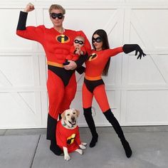 19 matching halloween costumes you have to try with your significant quadruped-other 18 Costume Halloween Famille, Family Costumes For 3, Matching Family Halloween Costumes, Disney Family Costumes, Family Themed Halloween Costumes, Incredibles Costume, First Halloween Costumes, Themed Halloween Costumes, Matching Halloween Costumes