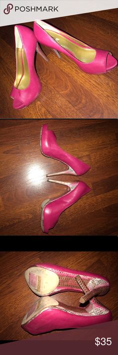 Brand new fuchsia leather platform heels size 9 Report signature never worn  Fuchsia leather and leather gold snake heel  4 inches Report Signature Shoes Heels Pink Leather Party Heels, Snake Heels, Gold Snake, Platform Heels, Sling Backs, Shoes Women Heels, Pink And Gold, Shoes Heels, Brand New