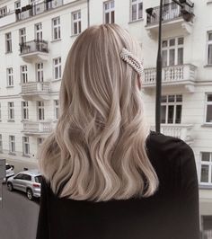 Long Bob Hairstyles Blonde, Champagne Blonde Hair, Long Bobs, Champagne Blonde, Medium Bob Hairstyles, Balayage Blonde, Haircut Styles, Blonde Hair Looks, Long Bob Hairstyles