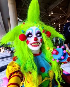 Killer Clown Costume Ideas, Killer Clowns From Outer Space Costumes, Killer Klowns From Outer Space Costumes, Colorful Clown Costumes, Creepy Clown Outfit, Neon Clown Costume, Clowns Reference, Creepy Clown Costume Women, Rainbow Clown Makeup