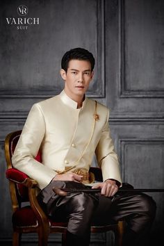 Thailand Fashion, Traditional Thai Clothing, Thai Wedding Dress, Thai Fashion, Burmese Clothing, Thai Clothes, Thai Wedding, Thai Traditional Dress, Wedding Outfit Men