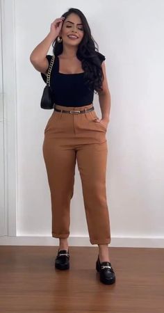 Business Casual Loafers Outfit, Burnt Orange Shirt Outfit, Outfits With Brown Pants, Bussines Casual Woman, Girls Night Outfit, Casual Work Attire, Business Outfits Women, Business Casual Outfits For Work, Summer Work Outfits