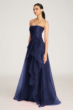 Monte Carlo Dresses, Prom Dresses Chic, Strapless Blue Gown, Deep Blue Gown, Classy Black Tie Dress, Winter Formal Gown, Prom Unique Dresses, Different Color Blue Bridesmaid Dresses, Winter Formal Dresses Long Classy