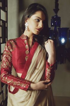 Long Blouse Designs, Blouse Designs High Neck, Blouse Designs Catalogue, New Saree Blouse Designs, Fashionable Saree Blouse Designs, Blouse Design Images, Sari Blouse Designs, Blouse Designs Indian, Silk Saree Blouse Designs