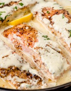 Boursin Salmon, Baked Salmon Lemon, Sauce For Salmon, Fish Dinner Recipes, Herb Cheese, Salmon Dinner