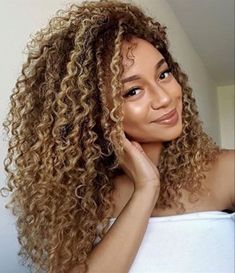 Dye Highlights, Curls Hairstyles, Natural Curls Hairstyles, Curly Human Hair Wig, Golden Blonde, Human Hair Lace Wigs, Long Curly Hair