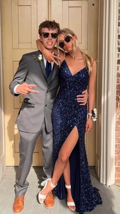 Item Details ： Product Number : fg3202 Fabric: Sequin Sleeves: Sleeveless Back Style: Zipper Size: US 2- 16. Check our Size Chart to get your correct size. Built with bra: Yes Blue Sequin Prom Dress, Prom Photography Poses, Navy Blue Prom, Navy Blue Prom Dress, Prom Pictures Couples, Prom Couples