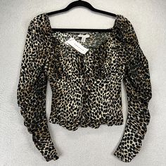 Description: Topshop Leopard Crop Top Puff Long Sleeve Size 6 Smocked Black Animal Print Nwt Condition: New With Tags Additional Notes: - No Visible Stains, Wear, Tears, Or Flaws, Unless Specifically Pointed Out In Photos - From Smoke Free Home - Open To Reasonable Offers Measurements: Taken In Photos And With The Garment Laying Flat And Unstretched. Compare With A Similar Garment That Fits You To Determine Fit. Shipping: We Aim To Ship Within One Business Day, No Later Than Two. Color: We Photograph Items As Accurately As Possible; However, Colors May Vary Depending On Your Monitor And The Lighting. We Strive To Provide Accurate Descriptions, But Details Might Be Overlooked. If You Puff Long Sleeves, Black Animals, Animal Print, Topshop, Crop Top, Top Blouse, Product Description, Womens Tops, Size 6