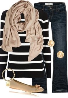 Already have the sweater. Tan scarf needed. And comfortable nude flats! Classic Outfits, Perfect Outfit, Work Outfit, Ruffles