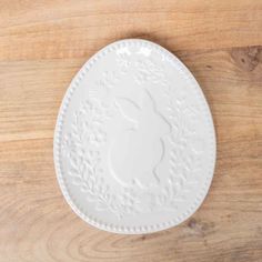 The Royal Standard The Royal Standard Embossed Floral Bunny Plate - Little Miss Muffin Children & Home Welcome Baskets, Bunny Plates, Anniversary Greeting Cards, Anniversary Greetings, Easter Season, Stationary Cards, Holiday Drinks, Easter Table, Bar Drinks