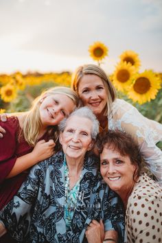 4 Generations Photo, Family Generations, Generations Photography, Family Photoshoot Poses