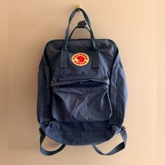 Everyday Outdoor Backpack, Also Great To Fit A Laptop And Basic School/Work Supplies, Color Is A Light Navy, Used But Looks Nearly Brand New Kanken Navy, Work Supplies, Outdoor Backpacks, Cute Backpacks, Blue Backpack, Kanken Backpack, Fjallraven Kanken, Looks Style, Fjallraven Kanken Backpack