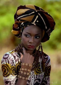 African Crown, African Head Wraps, Estilo Hippie, African Inspired Fashion, Africa Fashion, African Dresses For Women, African Wear, African Culture