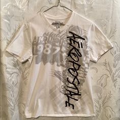 Nwot. Size S/P Armpit To Armpit 18” Length 25” Aeropostale Shirt, White Tee Shirt, Aeropostale Shirts, White Tee Shirts, White Tee, Aeropostale, Shirt Color, Tee Shirt, Colorful Shirts