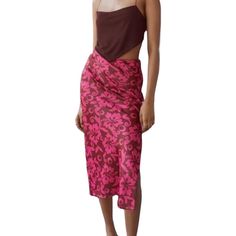 Nwt Urban Outfitters Edy Satin Floral Midi Skirt Size Xs In Great Condition No Stains, Rips, Or Holes Measurements Laying Flat Waist- 13” Hips- 17” Length- 34 Smoke Free Home *No Trades Fitted Long Skirt From Urban Outfitters, Urban Outfitters Fitted Long Skirt, Fitted Pink Skirt From Urban Outfitters, Chic Party Skirt By Urban Outfitters, Chic Party Skirt From Urban Outfitters, Mesh Maxi Skirt, Sequin Midi Skirt, Urban Outfitters Skirt, Silk Midi Skirt