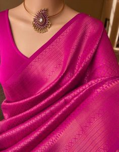 Brocade Saree, Fashionable Saree Blouse Designs, Simple Sarees, Salwar Kamiz, Traditional Indian Outfits