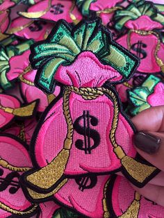 This is a iron on patch 3 1/2 inch in size. DO NOT COPY💕 Iron On Patches Ideas, Iron On Patches Ideas Clothes, Pink Money Bag, Pretty And Paid, Money Rug, Personal Tattoos, Custom Iron On Patches, Pink Money, Tufting Rug