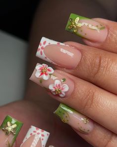 lizzette perez (@studiorvrie) • Instagram photos and videos Acrylic Nail Flowers, Manicure Design Ideas, Colorful Acrylics, Cow Nails, Glamour Nails, Acrylic Nails Coffin Pink