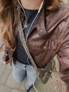 Outfit Ideas With Brown Jacket, Dark Brown Corduroy Jacket Outfit, Corduroy Jacket Outfits, Brown Leather Jacket Outfit, Marlene Mckinnon, Brown Corduroy Jacket, Fall Fit, Leather Jacket Outfits