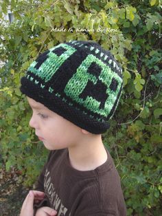 free crochet hat patterns - crochet beanie pattern free Minecraft Knit Hat, Free Crochet Hat Patterns, Beanie Pattern Free, Crochet Beanie Pattern Free