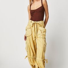 *Nwt* Free People Big Sky Parachute Cargo Pants. Size Large. Beautiful Mustard Color. Paraschut Pants, Big Womens Pants, Parachut Cargo Pants, Yellow Hiking Pants, Free People Yellow Jumpsuit, Parachute Pants Curvy, Parachuet Pants, Parachute Cargo Pants, Parachute Cargo