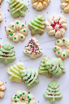 Almond Spritz Cookie Recipe - Recipes With Taste Cream Cheese Spritz Cookies, Christmas Spritz Cookies, Spritz Cookie Recipe, Easy Christmas Cookie Recipes, Spritz Cookies, Christmas Cookies Easy, Cutout Sugar Cookies, Cookie Press, Buttery Cookies