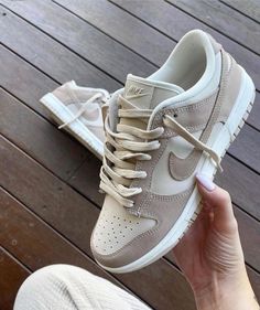 Pretty Sneakers, Chique Outfit, Shoes Outfit