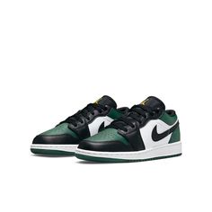 Air Jordan 1 Low GS 'Green Toe' 553560-371 Air Jordan 1 Low Green, Jordan 1 Low Green, Jordan Model, Nike Air Jordan 1 Low, Air Jordan 1 Low, Nike Air Jordan 1, Jordan 1 Low, Toe Shoes, Athletic Sneakers