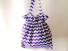 Chevron Tote Bag Purple Tote Bag Purple Beach Bag Purple - Etsy Purple Tote, Purple Tote Bag, Purple Beach, Etsy Inspiration, Logo Wear, Chevron Fabric, Purple Bag, Grocery Tote, Handmade Tote