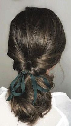 Peinados Fáciles Para Cabello Corto, Penteado Cabelo Curto, Elegant Updo, Trending Hairstyles, Aesthetic Hair, Hair Dos, Bridesmaid Hair, Hair Looks, Hair Lengths