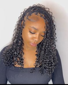 Braided Hairstyle Ideas For Black Women, Side Part Boho Braids, Boho Braids Bob Black Women, Small Short Boho Knotless Braids, Picaboo Braids, Knotless Bob Box Braids, Shoulder Length Goddess Braids, Shoulder Length Boho Braids, Boho Knotless Braids Bob