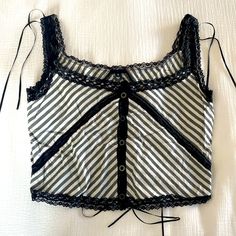 Vintage Anna Sui Black And White Stripe Lace Tank Top Size 4 Or Small Cropped Summer Black Crop Top With Lace Trim, Black Lace Trim Crop Top For Summer, Sun Black And White, Anna Sui, Top Crop, Lace Tank Top, Lace Tank, Cropped Tank Top, Vintage Tops