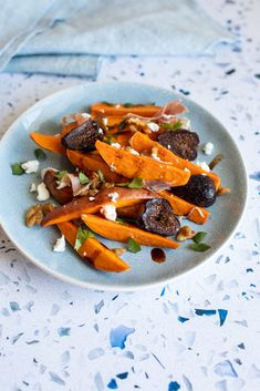 Easy side dish idea! Top roasted sweet potatoes with sliced California Dried Figs, chopped prosciutto, walnuts, and feta. Easy Side Dish, Roasted Sweet Potatoes, Side Dishes Easy, Sweet Potatoes, Side Dish, Sweet Potato, Feta